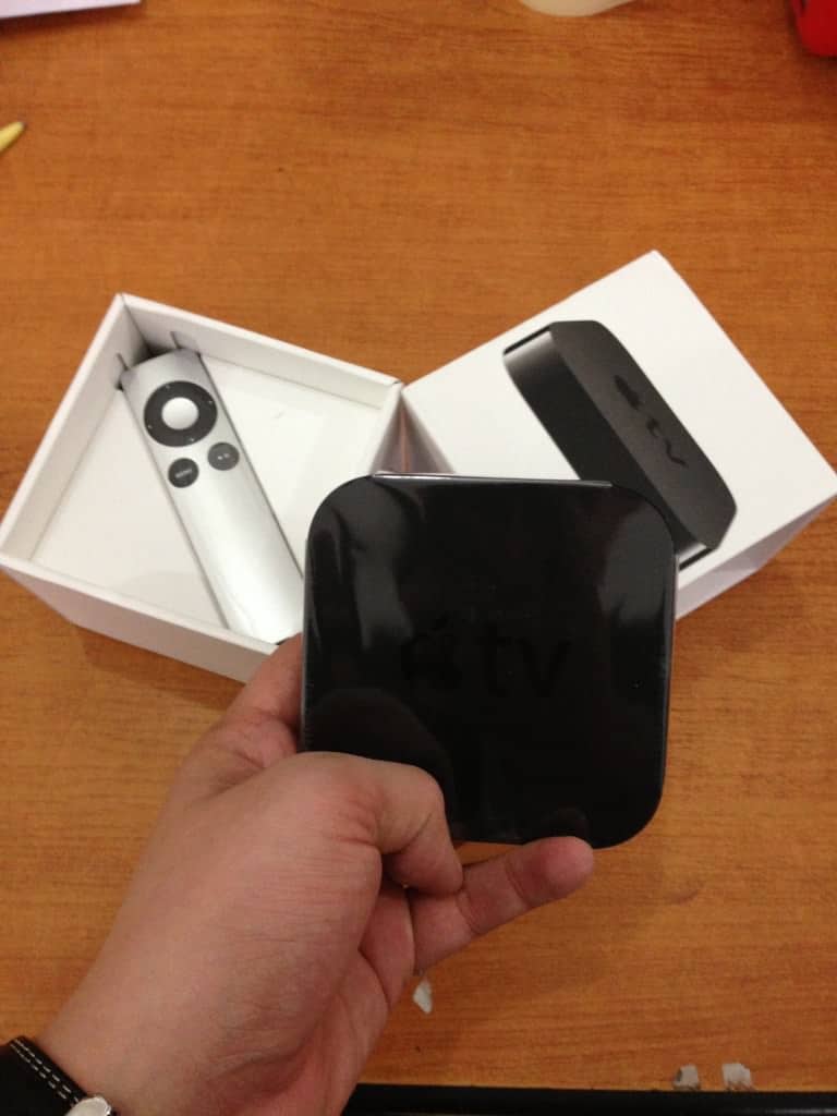 Ce contine pachetul Apple TV