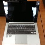 Asus ZenBook Touch fata