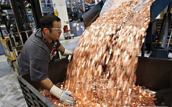 Samsung pais Apple in coins